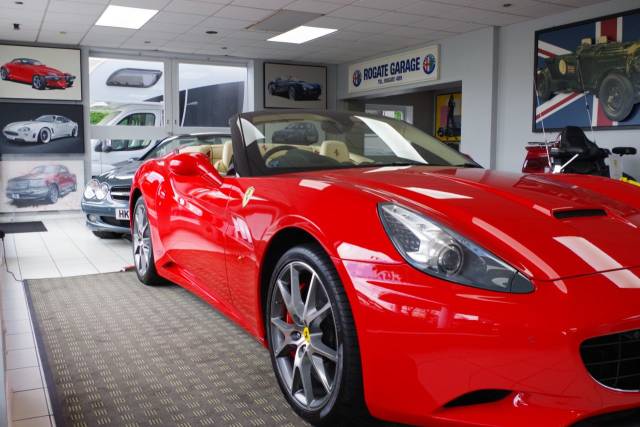 Ferrari California 4.3 2+ 2dr F1 Convertible Petrol Red