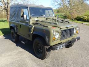 LAND ROVER DEFENDER 90 at Rogate Garage Petersfield