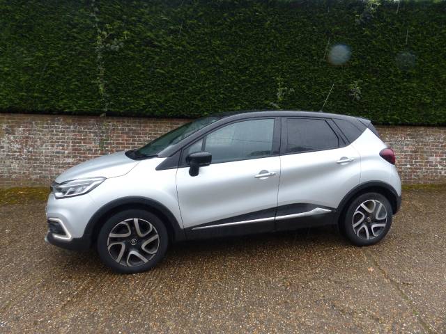 Renault Captur 0.9 TCE 90 Dynamique S Nav 5dr Hatchback Petrol Silver/black