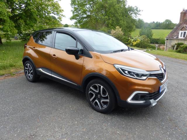 Renault Captur 1.5 dCi 90 Dynamique S Nav 5dr Hatchback Diesel Orange/black