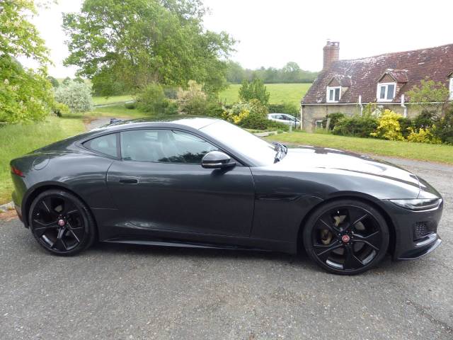 2021 Jaguar F-Type 2.0 P300 R-Dynamic 2dr Auto